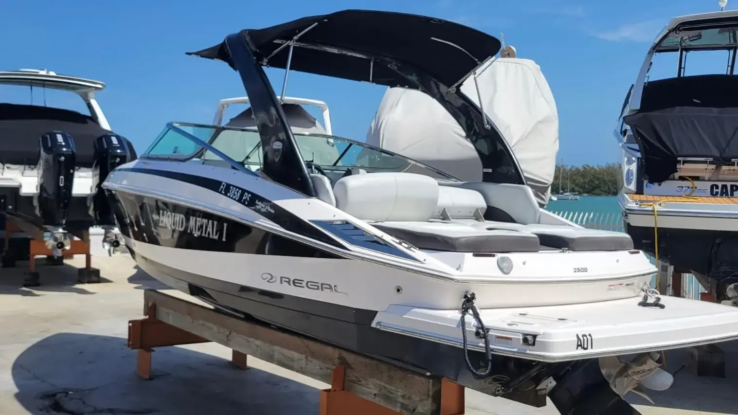 2014 Regal 2500 bowrider