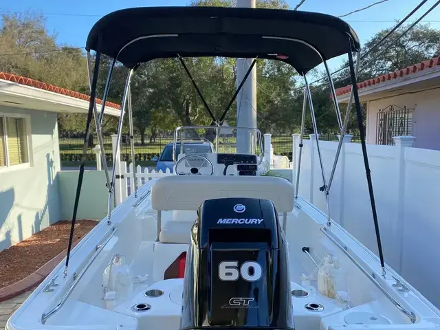 Boston Whaler 150 Montauk