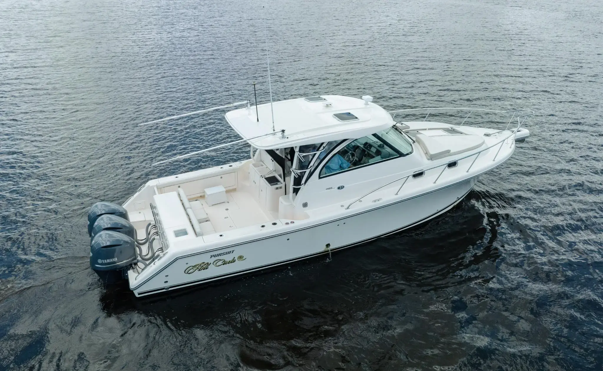 2014 Pursuit 385 offshore