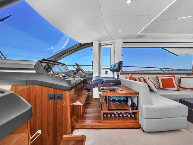 Sunseeker Manhattan 68