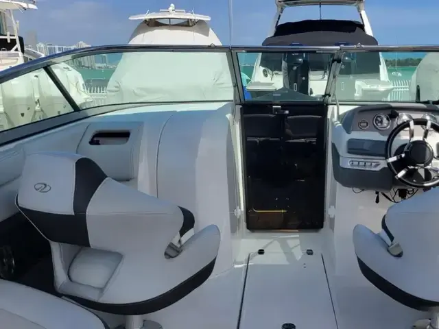 Regal 2500 Bowrider