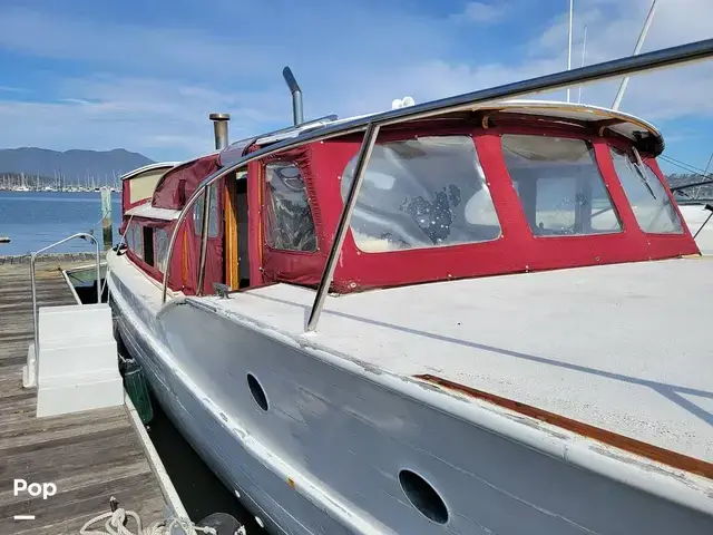 Monk Tri Cabin Canoe Stern Diesel Motor Yacht