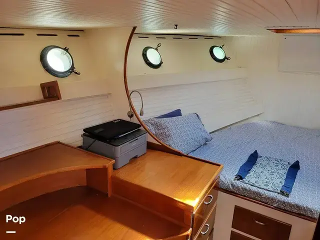 Monk Tri Cabin Canoe Stern Diesel Motor Yacht