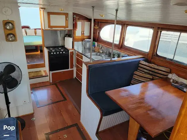 Monk Tri Cabin Canoe Stern Diesel Motor Yacht