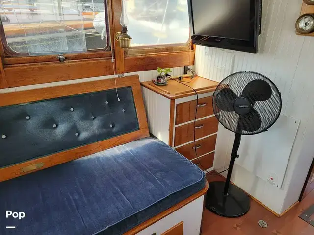 Monk Tri Cabin Canoe Stern Diesel Motor Yacht