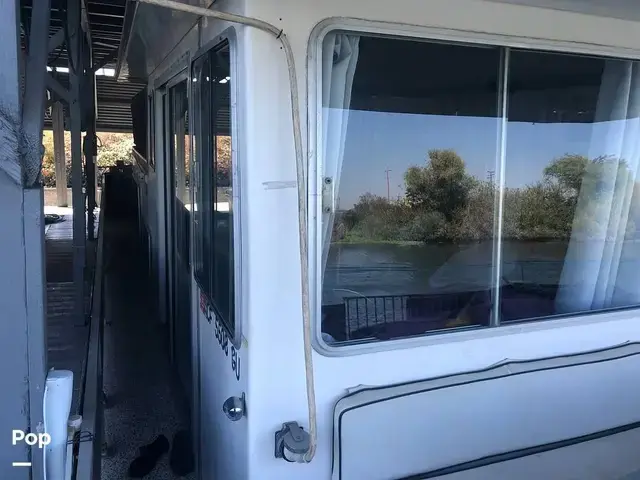 Gibson 36 Houseboat