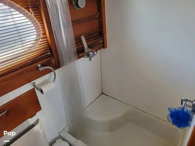 Monk Tri Cabin Canoe Stern Diesel Motor Yacht