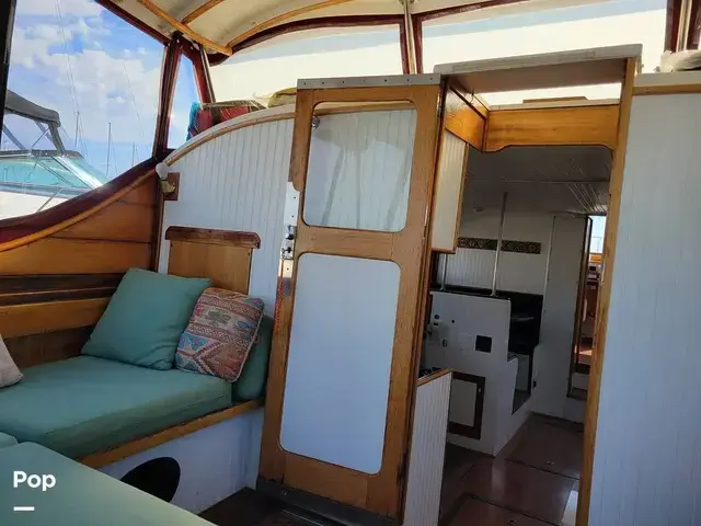 Monk Tri Cabin Canoe Stern Diesel Motor Yacht