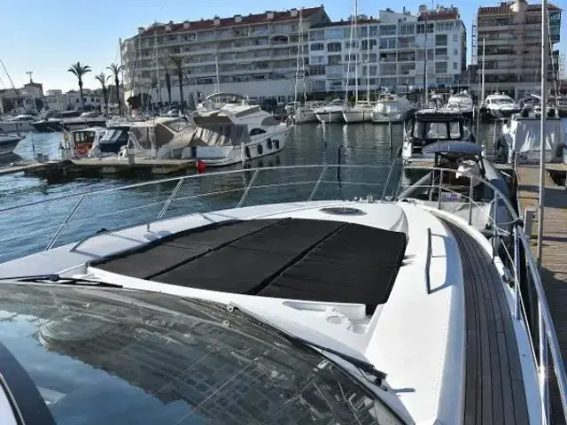 Sunseeker Predator 60