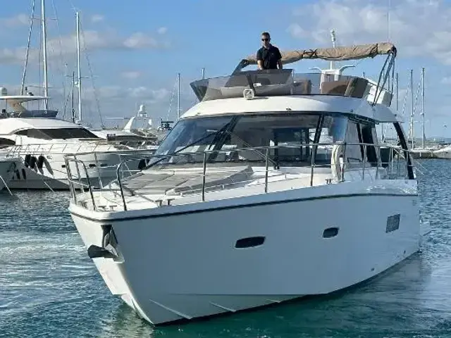 Sealine F 42