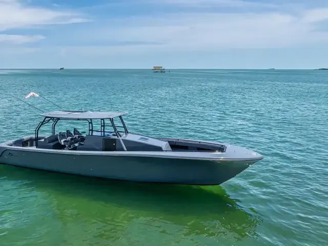 Streamline Boat 45 Cummins Diesels