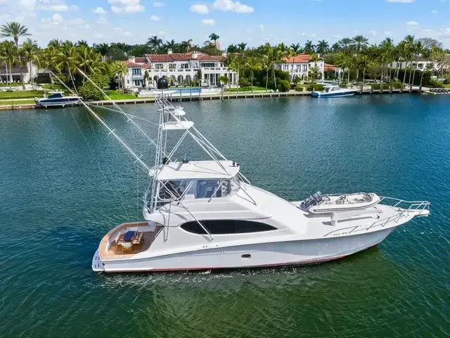 Hatteras 68 Convertible