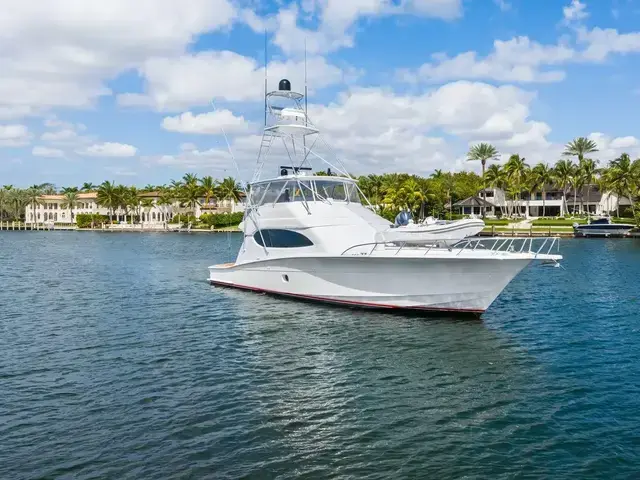 Hatteras 68 Convertible