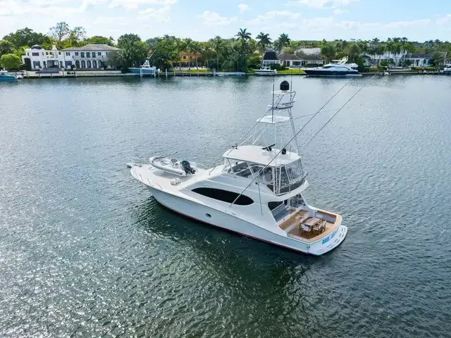 Hatteras 68 Convertible