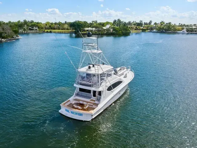 Hatteras 68 Convertible