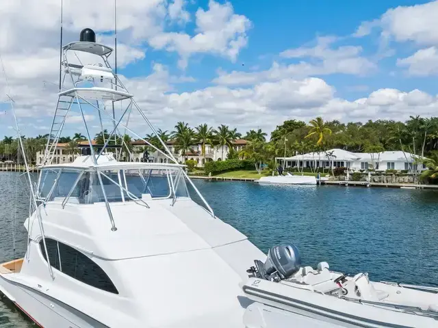 Hatteras 68 Convertible