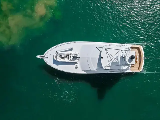 Hatteras 68 Convertible