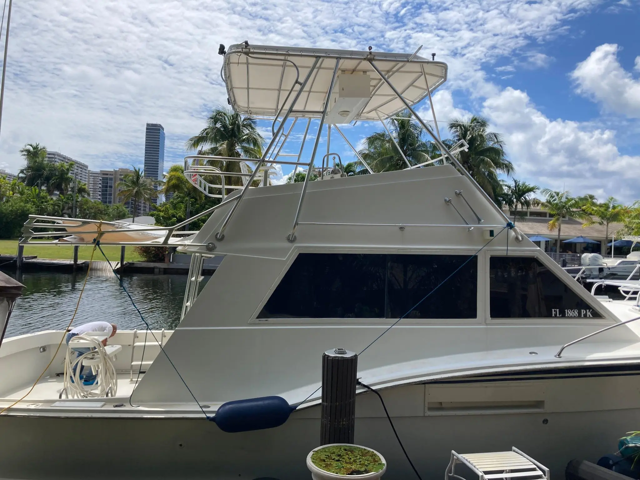 1976 Hatteras 46