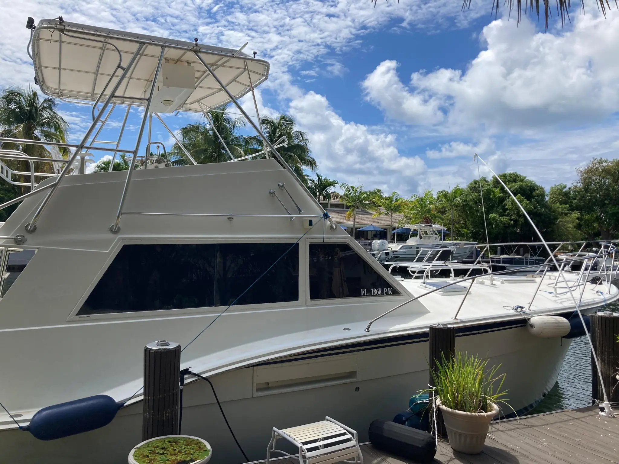 1976 Hatteras 46