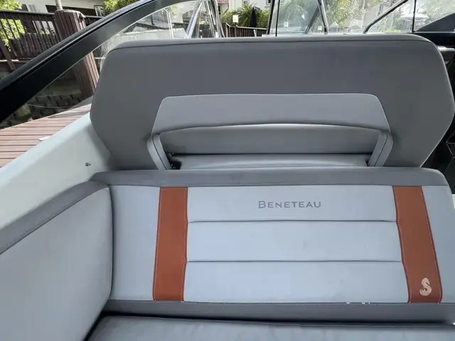 Beneteau Flyer 32