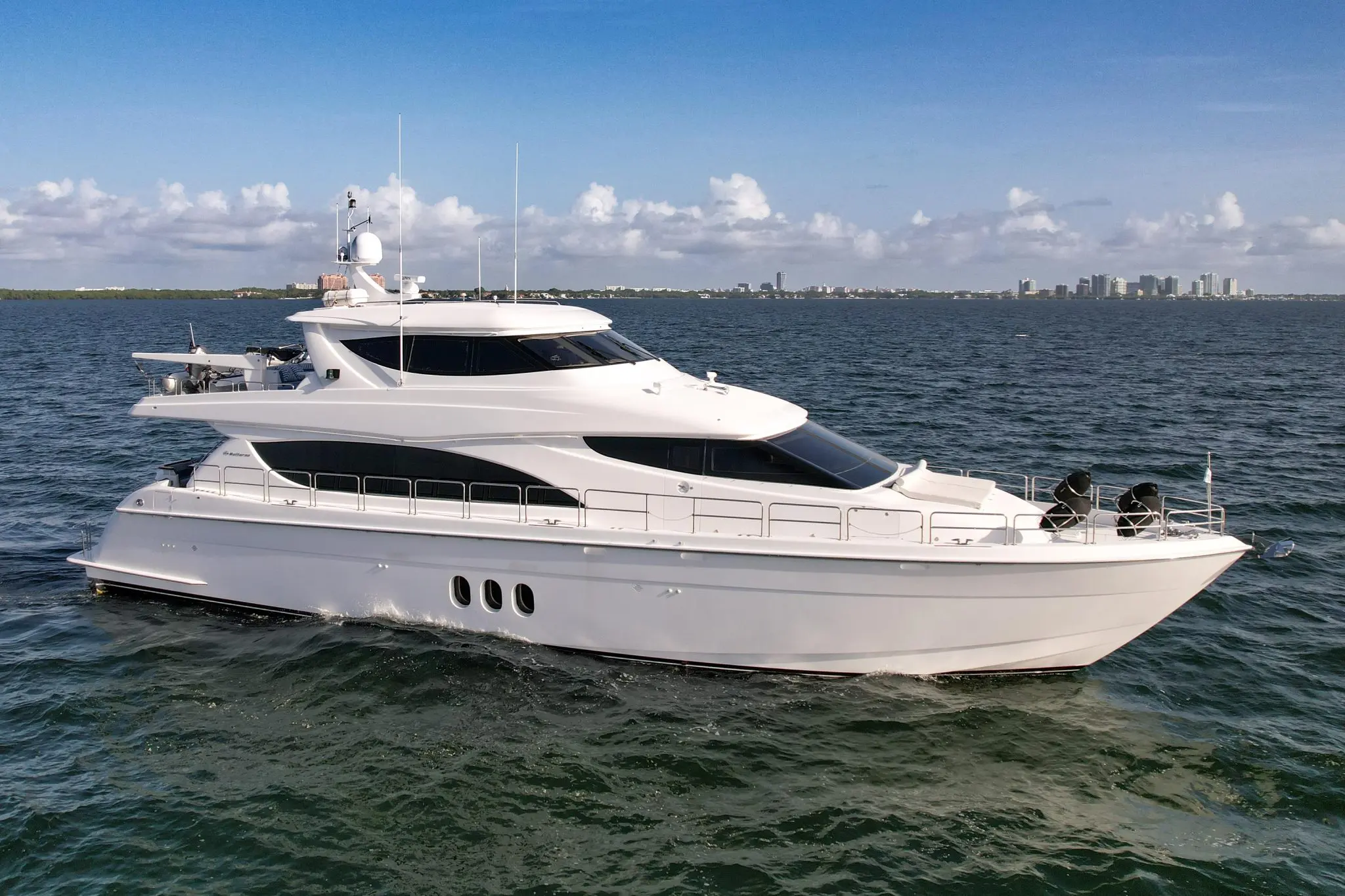 2007 Hatteras 80 motor yacht