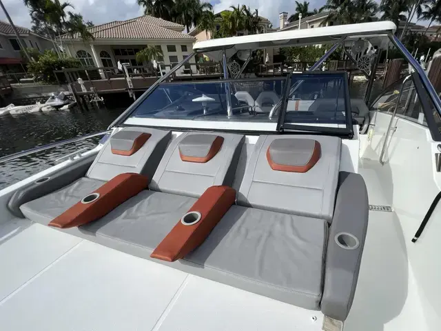 Beneteau Flyer 32