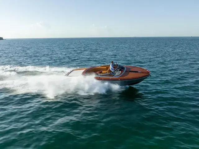 Riva 33 Aqua Super