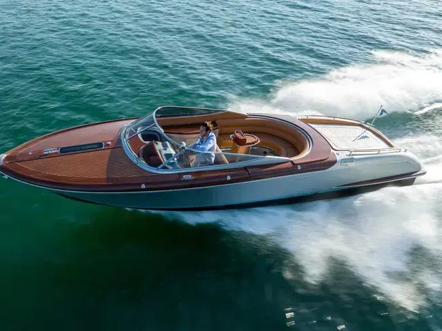 Riva 33 Aqua Super