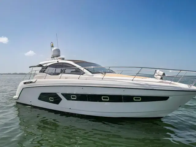 Azimut 43