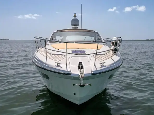 Azimut 43