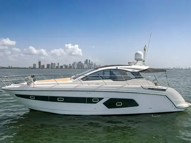 Azimut 43