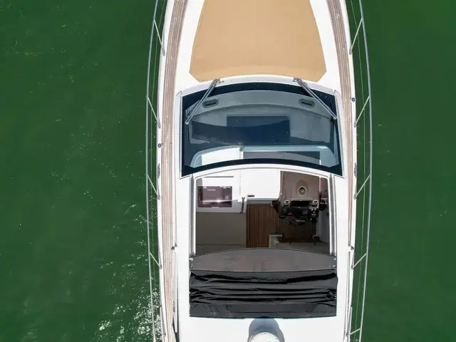 Azimut 43