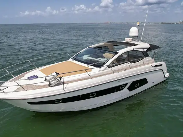 Azimut 43