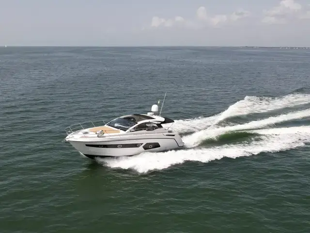 Azimut 43