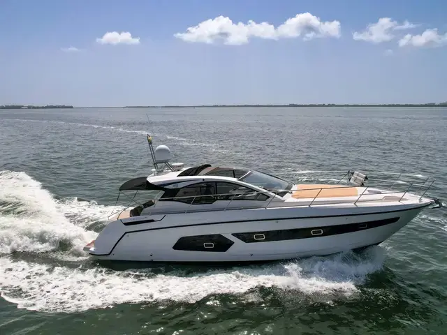 Azimut 43