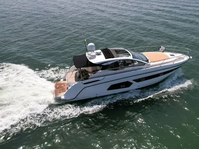 Azimut 43