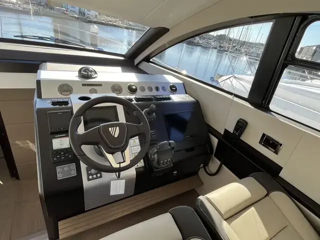 Fairline Squadron 50