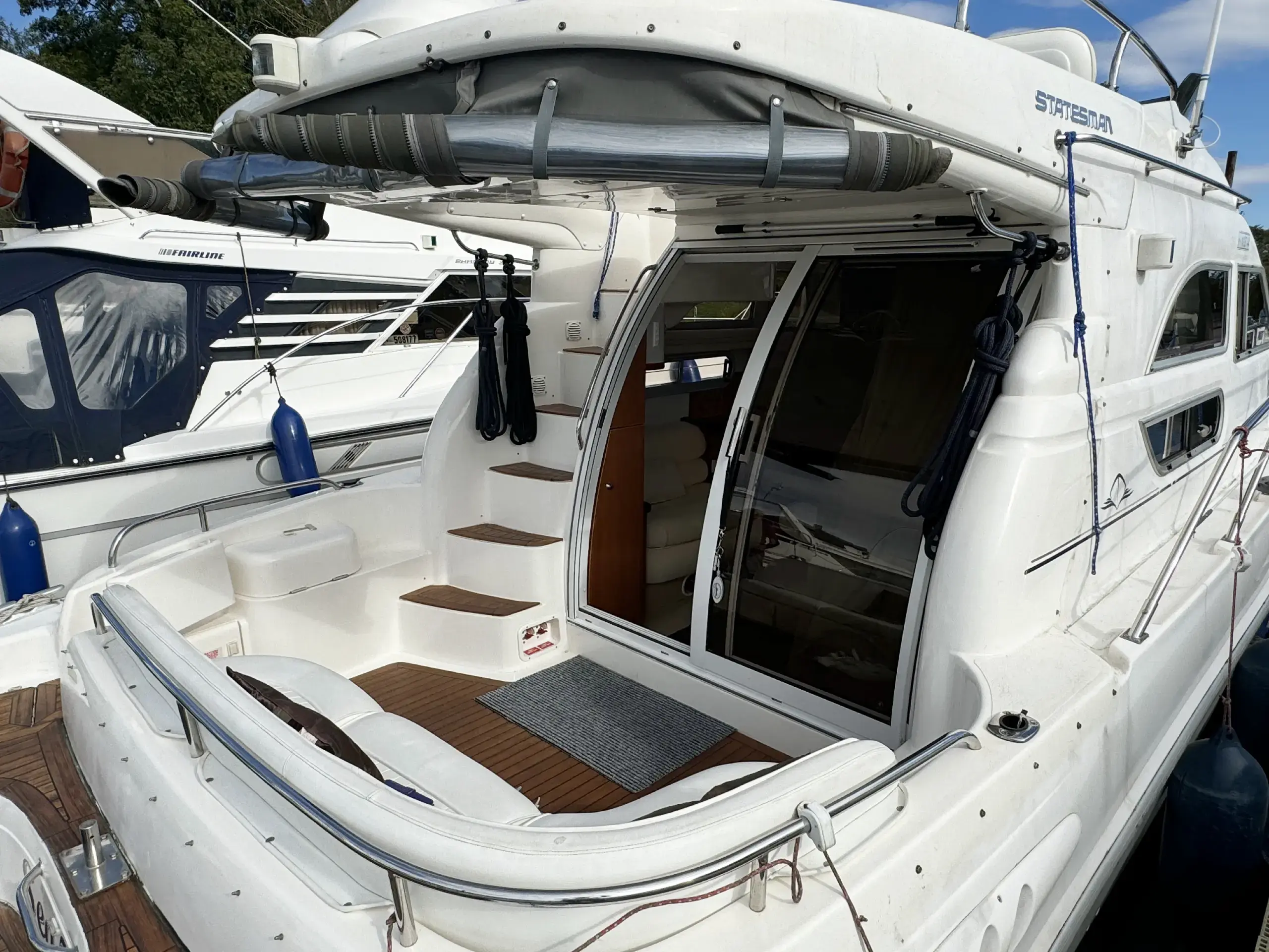 1996 Sealine 330 statesman