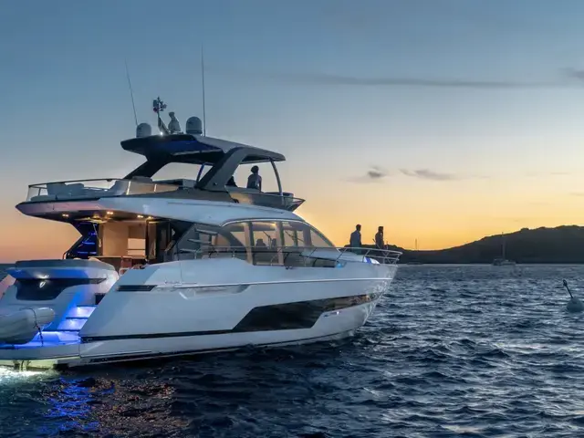 Fairline Squadron 68