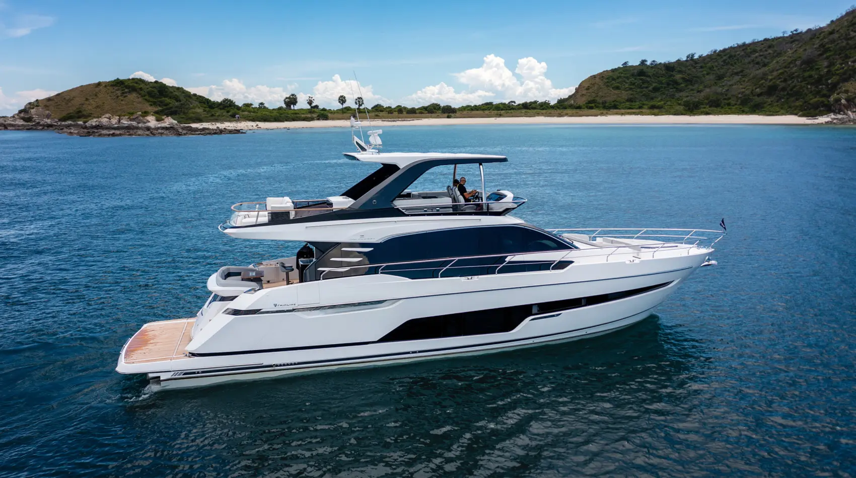 2025 Fairline squadron 68