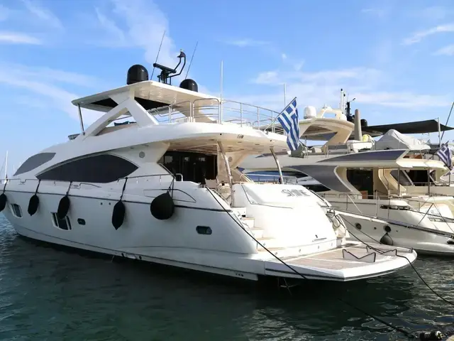 Sunseeker 88 Yacht