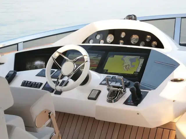 Sunseeker 88 Yacht