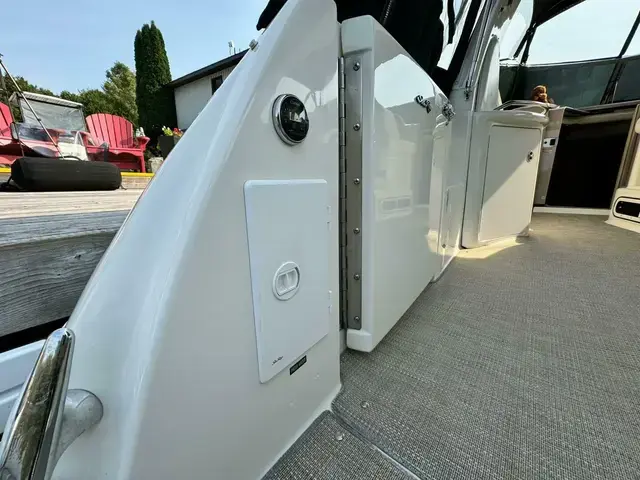 Sea Ray 380 Sundancer