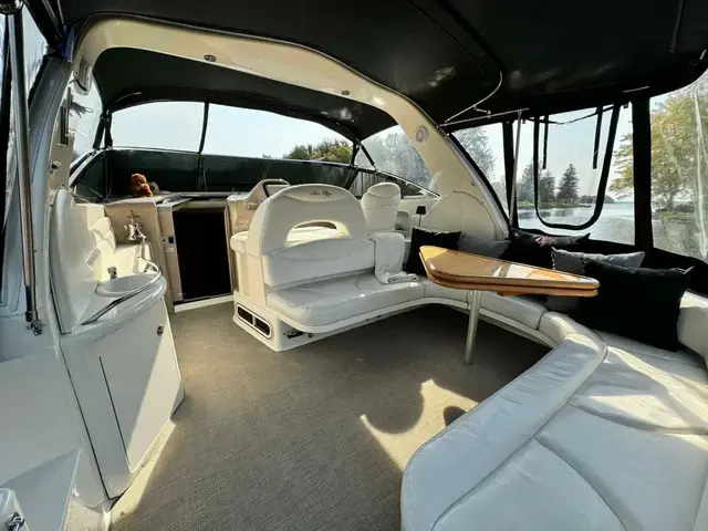 Sea Ray 380 Sundancer