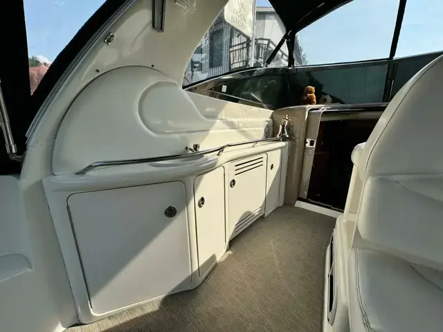 Sea Ray 380 Sundancer