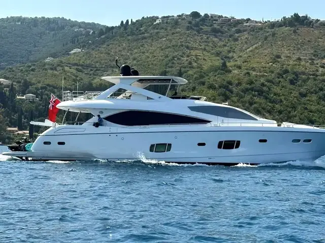 Sunseeker 88 Yacht