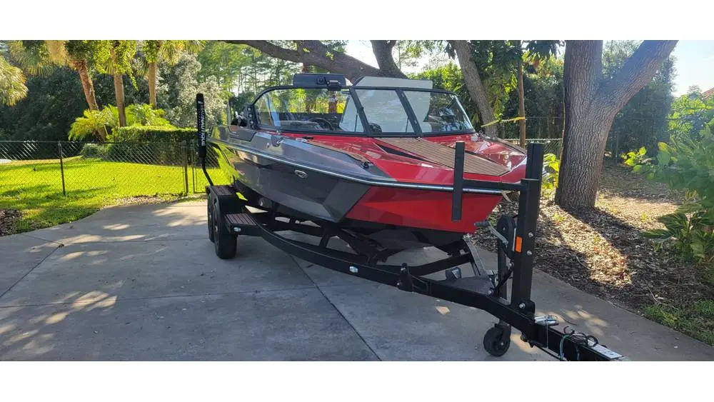 2019 Nautique ski