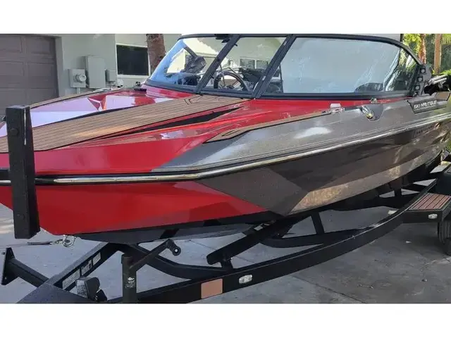 Nautique Ski