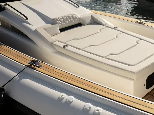 Technohull Boats Omega 47