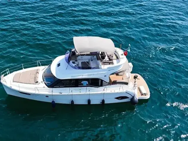 Bavaria E40 Flybridge